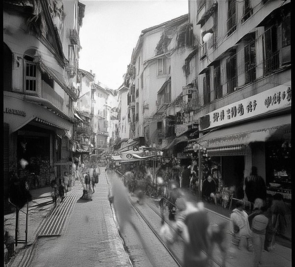 交通管理案例研究，商贸城交通管理的无声胜利