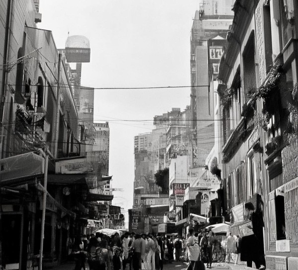 商贸市场中的挑战与机遇