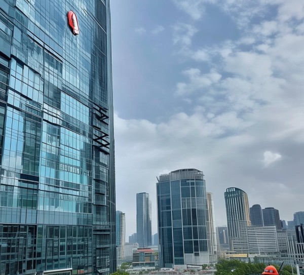 蓉城经济高质量发展，保利商贸总项目部助力